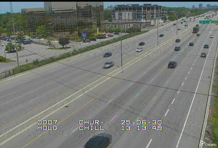 Traffic camera image at 2025-06-30 17:15:39