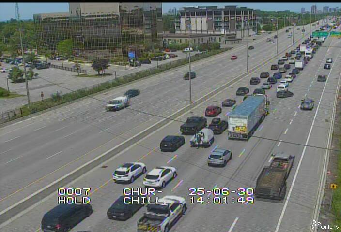 Traffic camera image at 2025-06-30 18:05:32