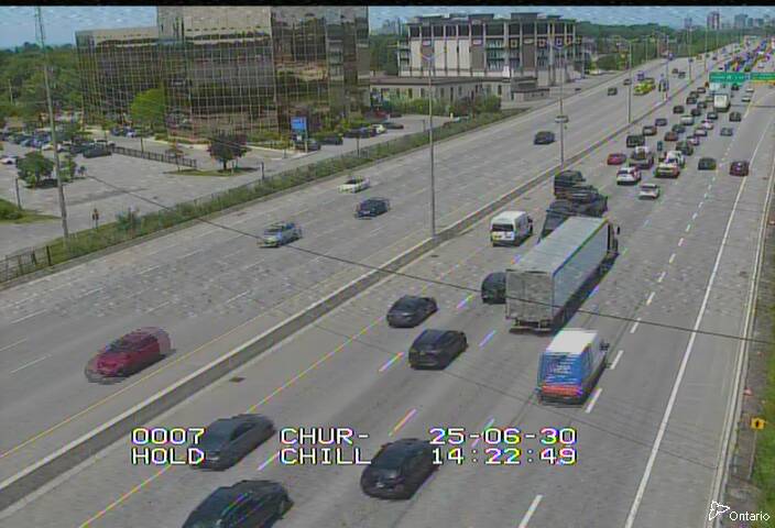 Traffic camera image at 2025-06-30 18:25:31