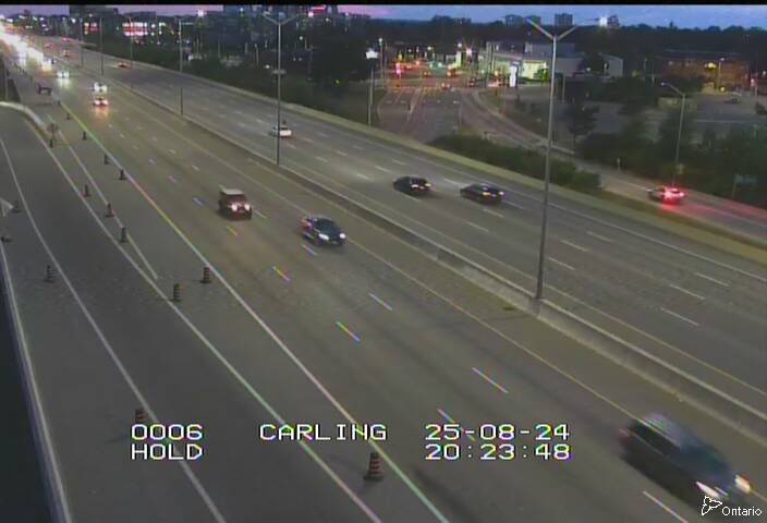 Traffic camera image at 2025-08-25 00:25:32