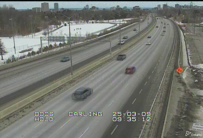 Traffic camera image at 2025-03-09 14:40:27