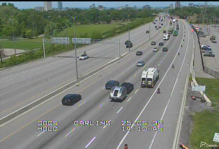 Traffic camera image at 2025-06-30 18:15:24