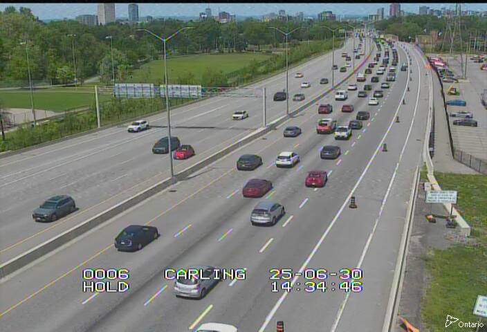Traffic camera image at 2025-06-30 18:37:05