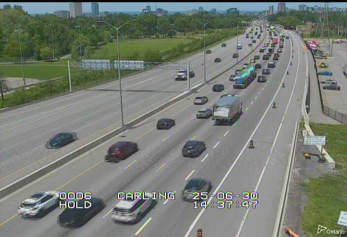 Traffic camera image at 2025-06-30 18:40:31