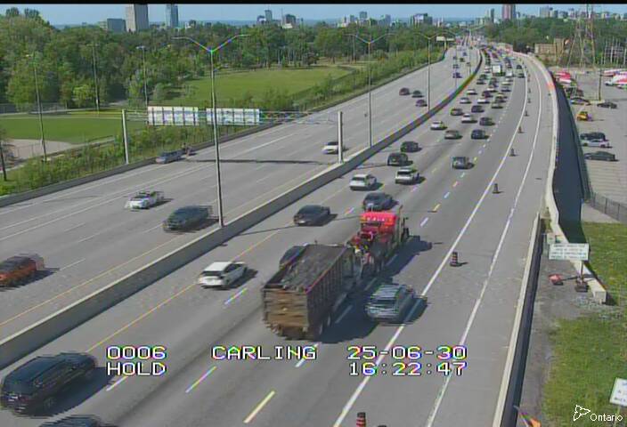 Traffic camera image at 2025-06-30 20:25:23