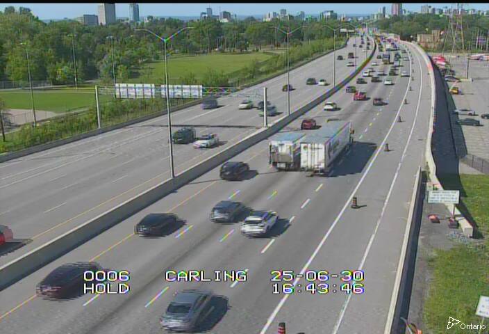 Traffic camera image at 2025-06-30 20:45:33