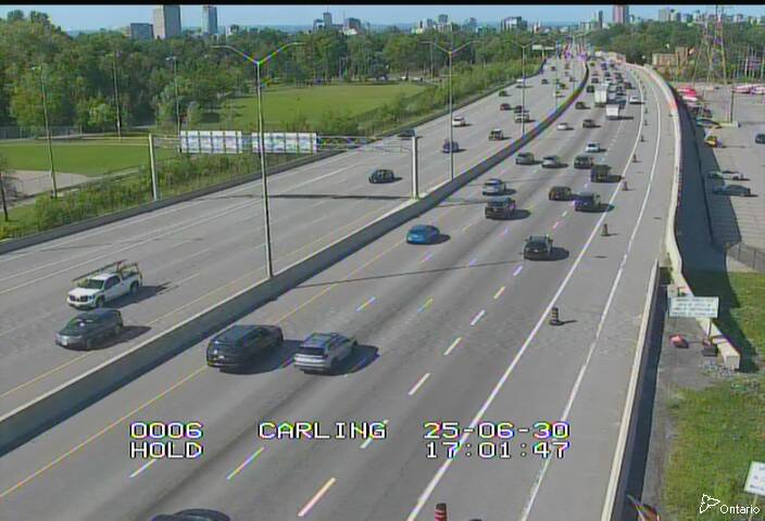Traffic camera image at 2025-06-30 21:05:36