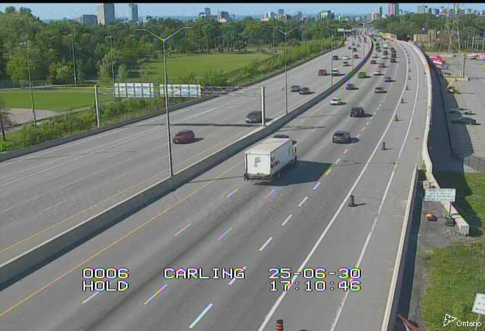 Traffic camera image at 2025-06-30 21:15:29