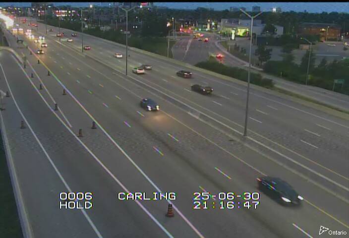 Traffic camera image at 2025-07-01 01:20:23