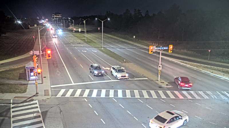 Traffic camera image at 2025-09-17 00:35:07