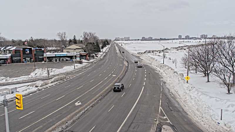 Traffic camera image at 2025-03-09 14:10:17