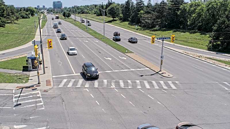 Traffic camera image at 2025-06-30 16:10:16
