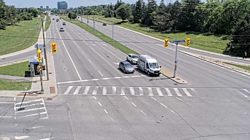 Traffic camera image at 2025-06-30 16:55:06