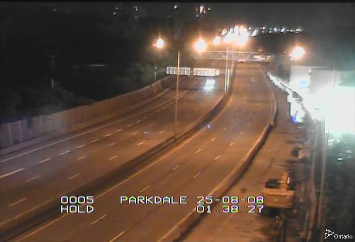 Traffic camera image at 2025-08-08 05:40:22