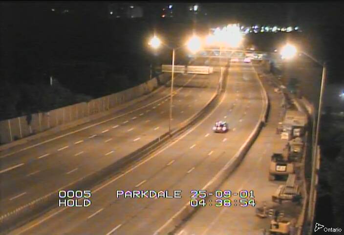 Traffic camera image at 2025-09-01 08:40:27