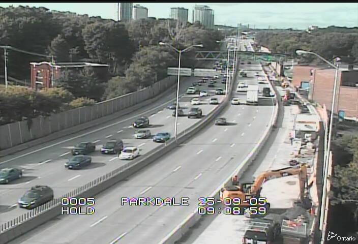 Traffic camera image at 2025-09-05 13:10:28