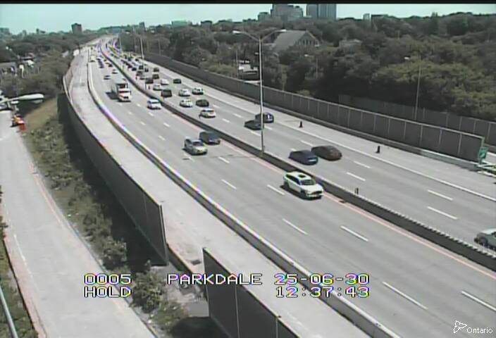 Traffic camera image at 2025-06-30 16:40:29