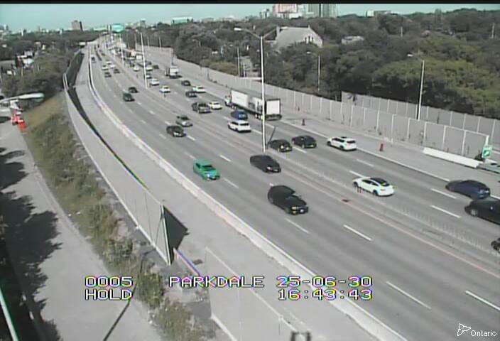 Traffic camera image at 2025-06-30 20:45:33