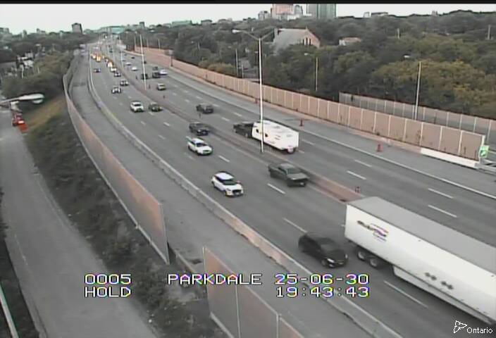 Traffic camera image at 2025-06-30 23:45:35