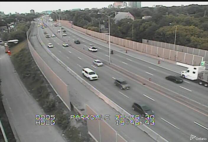 Traffic camera image at 2025-06-30 23:50:34