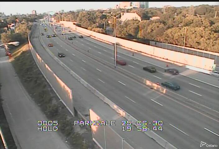 Traffic camera image at 2025-07-01 00:00:48