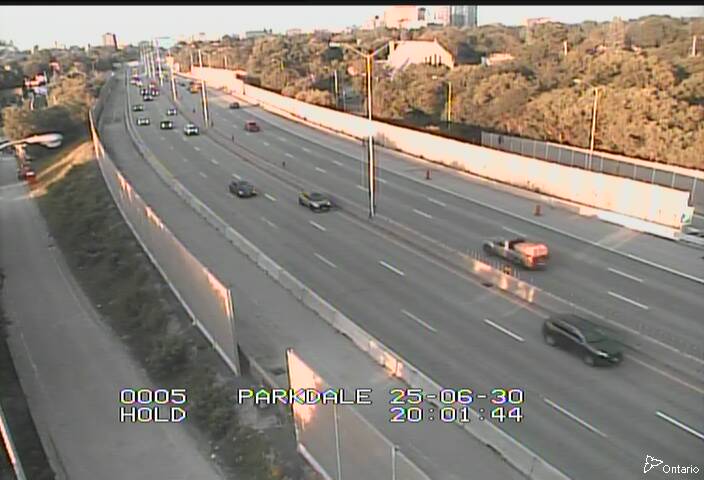 Traffic camera image at 2025-07-01 00:05:40