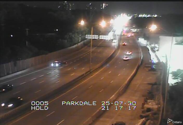 Traffic camera image at 2025-07-31 01:20:27
