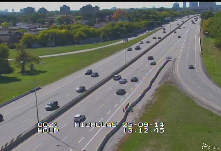 Traffic camera image at 2025-09-14 17:15:31