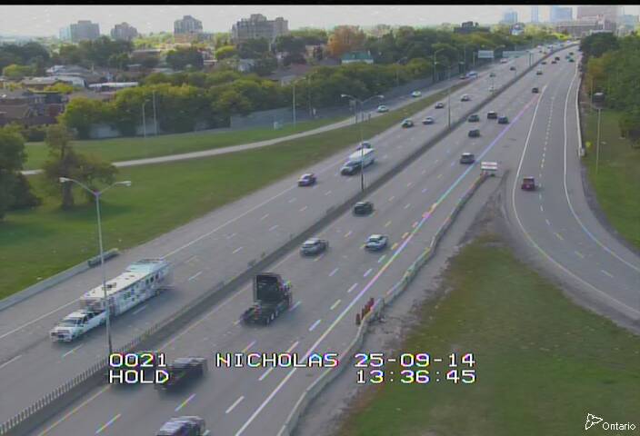 Traffic camera image at 2025-09-14 17:40:28
