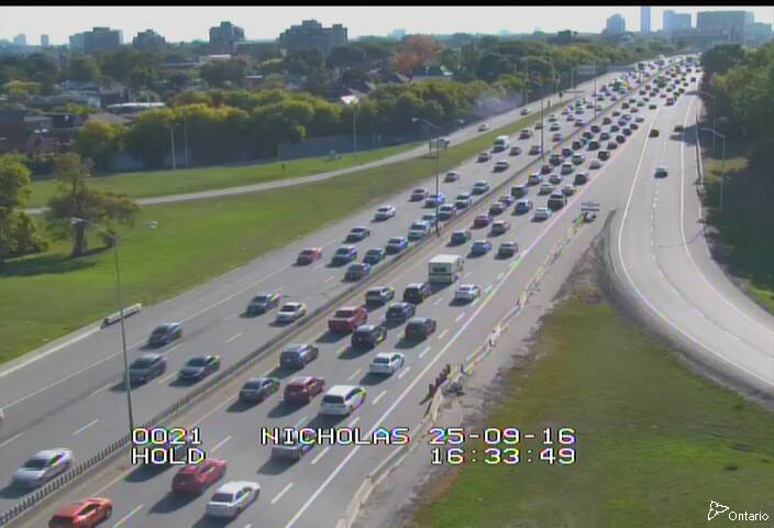 Traffic camera image at 2025-09-16 20:35:31