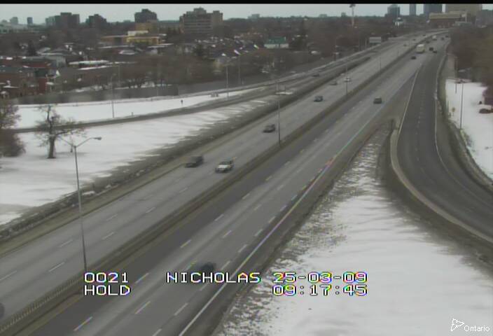 Traffic camera image at 2025-03-09 14:25:21