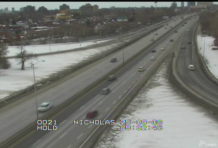 Traffic camera image at 2025-03-09 14:40:27