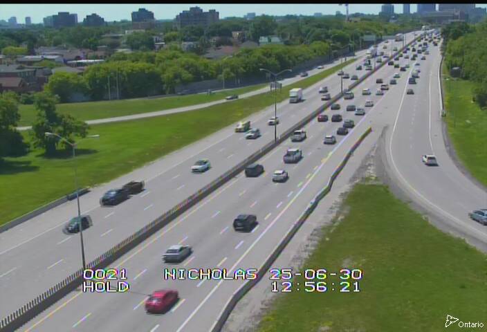 Traffic camera image at 2025-06-30 17:00:35
