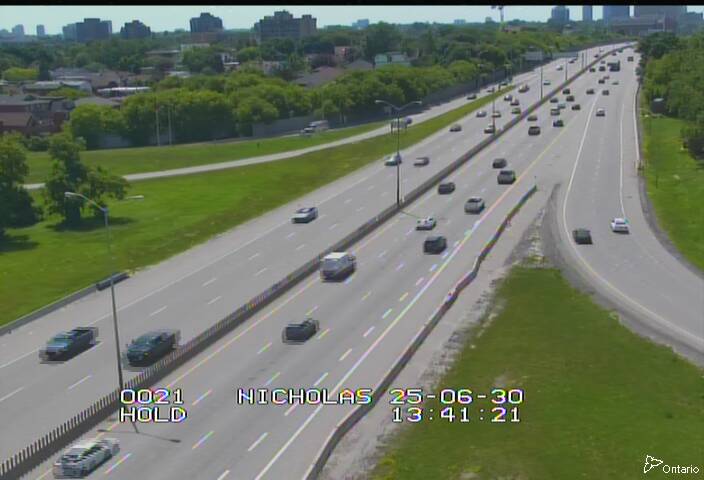 Traffic camera image at 2025-06-30 17:45:32