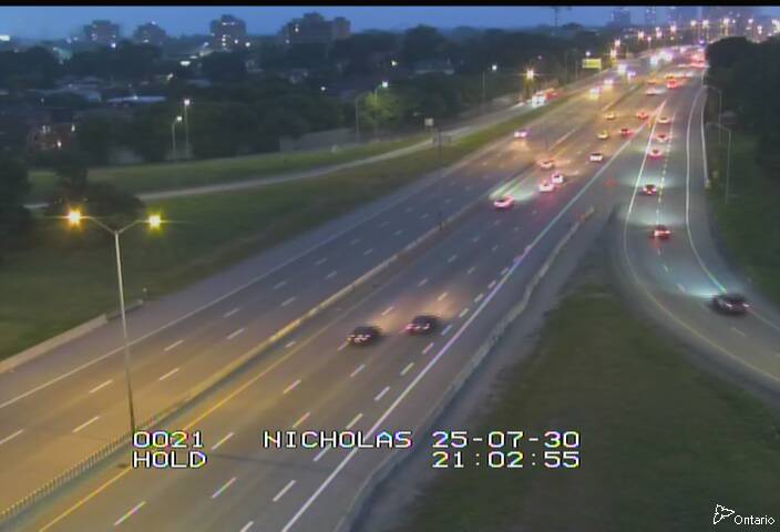 Traffic camera image at 2025-07-31 01:05:32