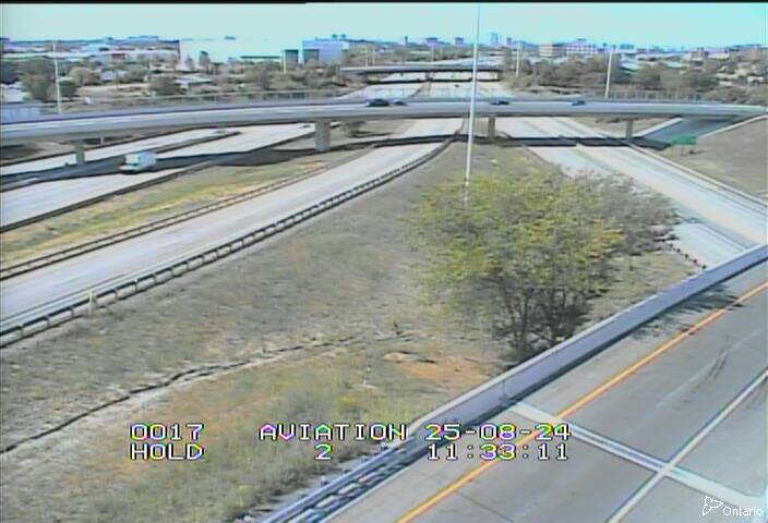 Traffic camera image at 2025-08-24 15:35:26