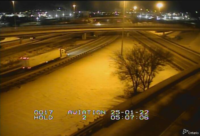 Traffic camera image at 2025-01-22 10:11:00