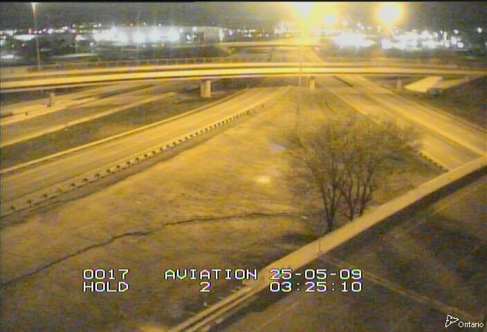 Traffic camera image at 2025-05-09 07:30:22