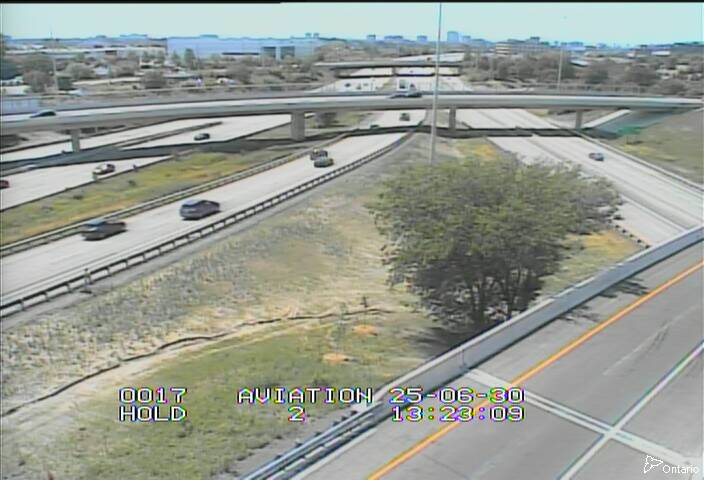 Traffic camera image at 2025-06-30 17:25:43