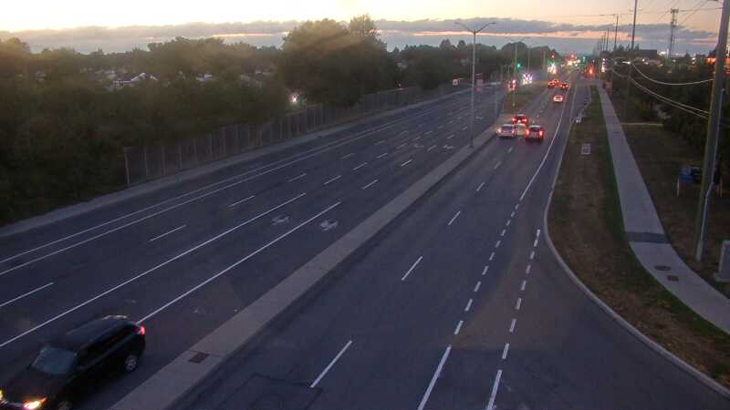 Traffic camera image at 2025-08-25 00:10:27