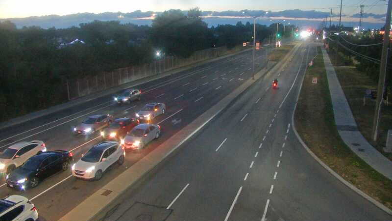 Traffic camera image at 2025-08-25 00:20:25