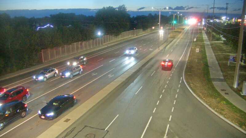 Traffic camera image at 2025-08-25 00:35:26