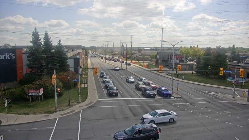 Traffic camera image at 2025-09-14 17:15:31