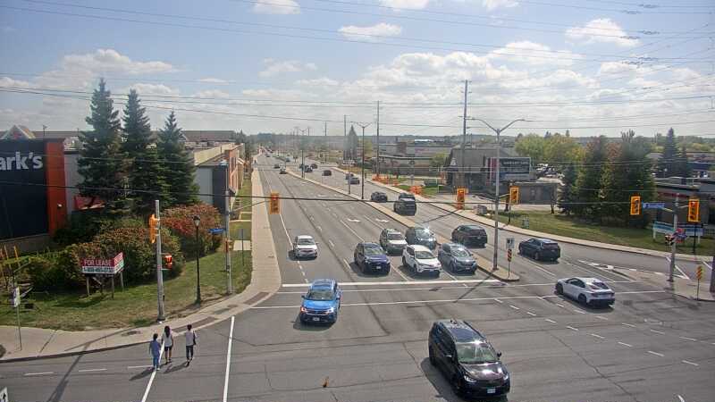 Traffic camera image at 2025-09-14 17:40:28