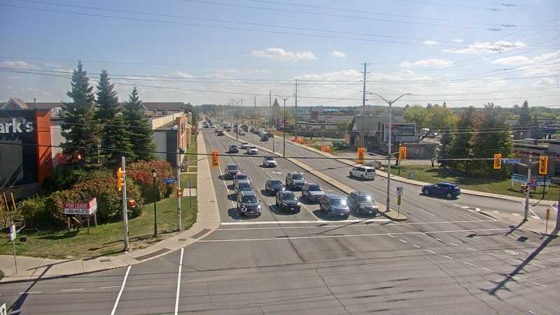 Traffic camera image at 2025-09-14 18:25:31