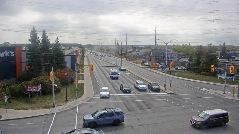 Traffic camera image at 2025-09-18 16:05:28