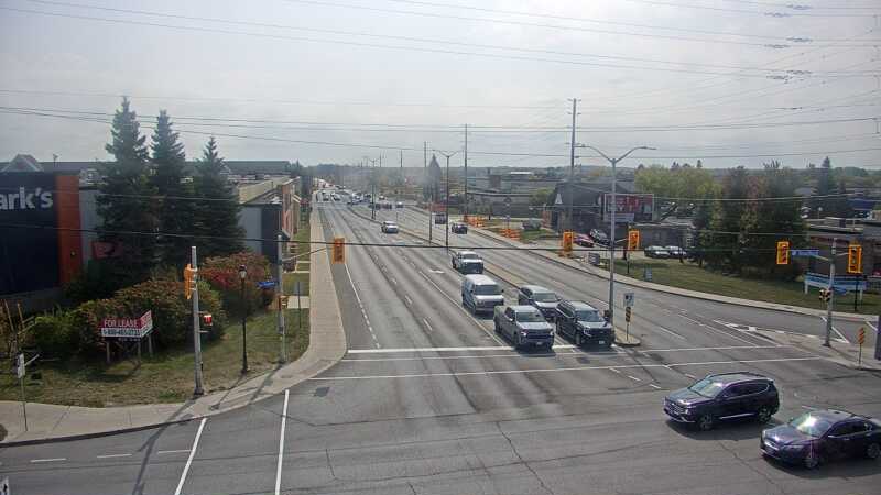 Traffic camera image at 2025-09-18 16:25:26