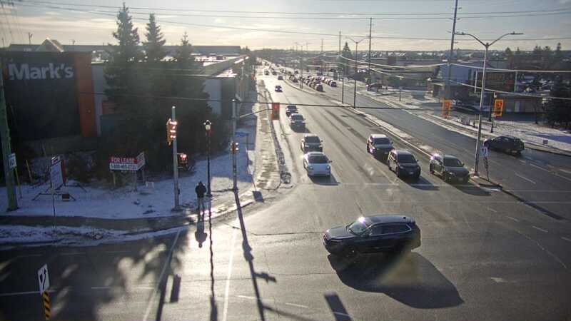 Traffic camera image at 2024-12-21 15:05:26