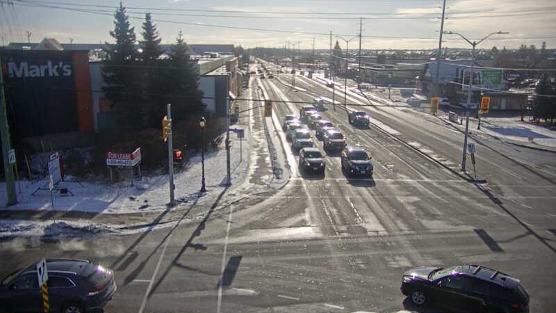 Traffic camera image at 2024-12-21 16:06:03