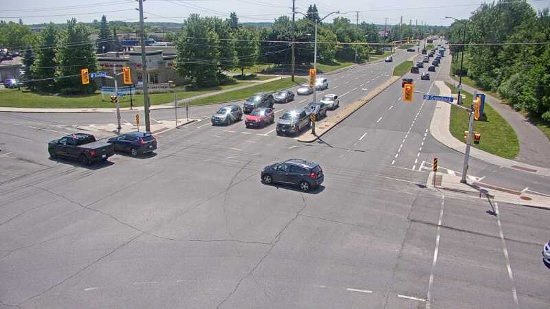 Traffic camera image at 2025-06-30 17:45:32